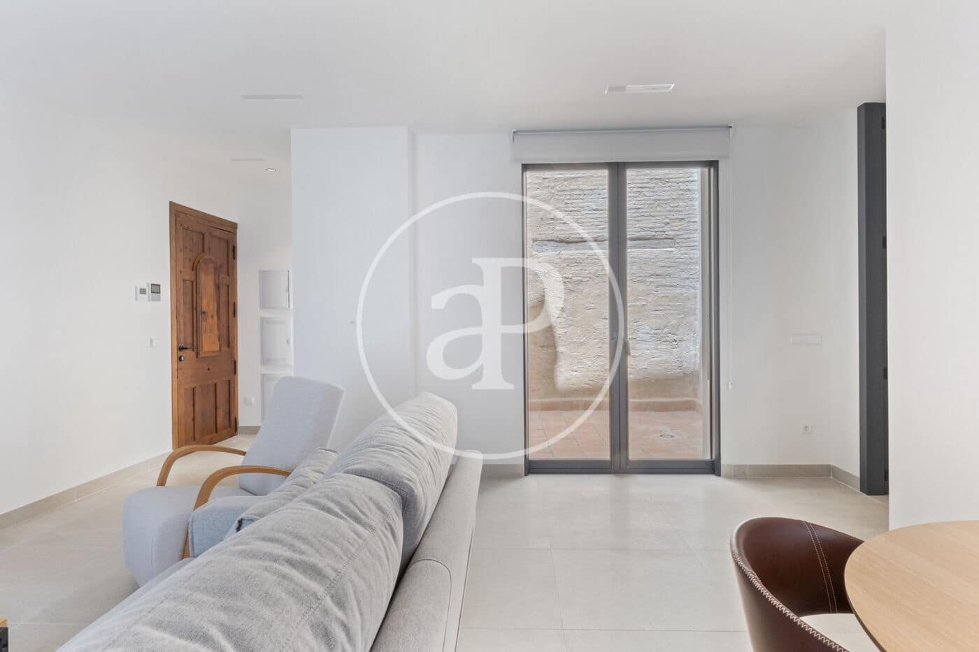 2 bedroom Apartment for rent in Valencia city - € 2,450 (Ref: 9099349)