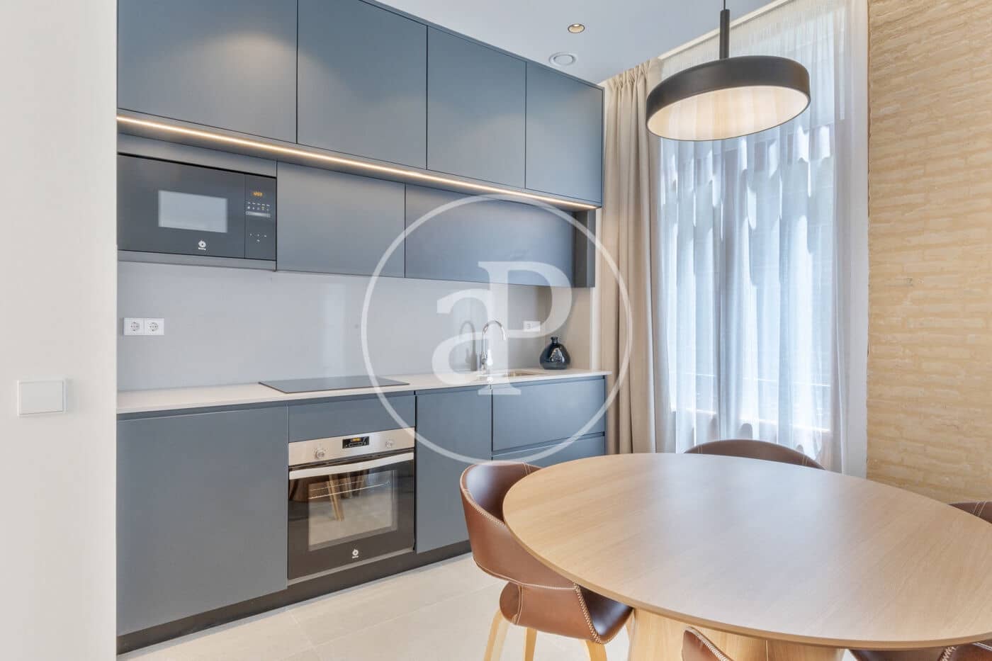 2 bedroom Apartment for rent in Valencia city - € 2,450 (Ref: 9099349)