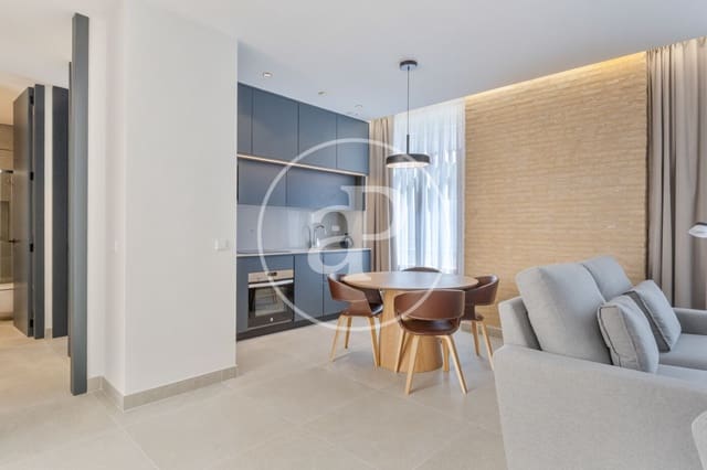 2 bedroom Apartment for rent in Sant Francesc, Valencia city - € 2,450 (Ref: 9099349)