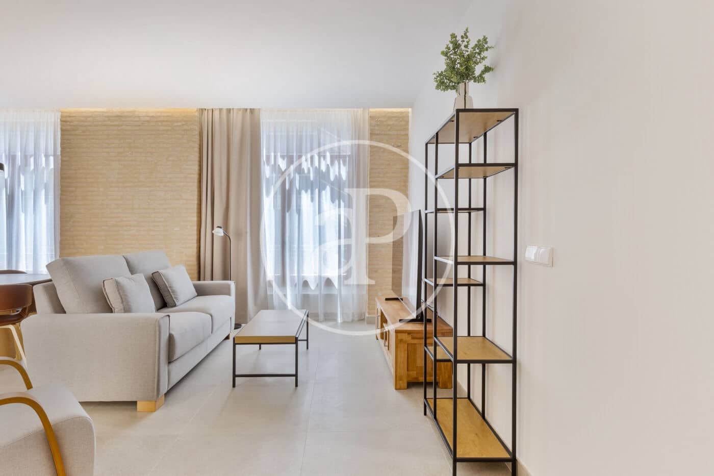 2 bedroom Apartment for rent in Valencia city - € 2,450 (Ref: 9099349)