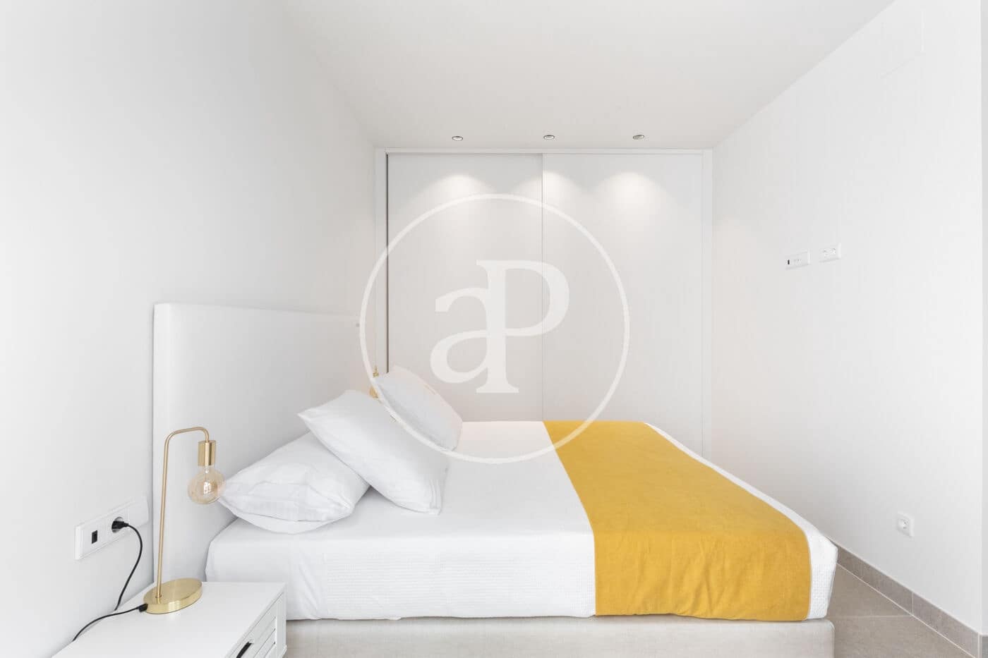 2 bedroom Apartment for rent in Valencia city - € 2,450 (Ref: 9099349)