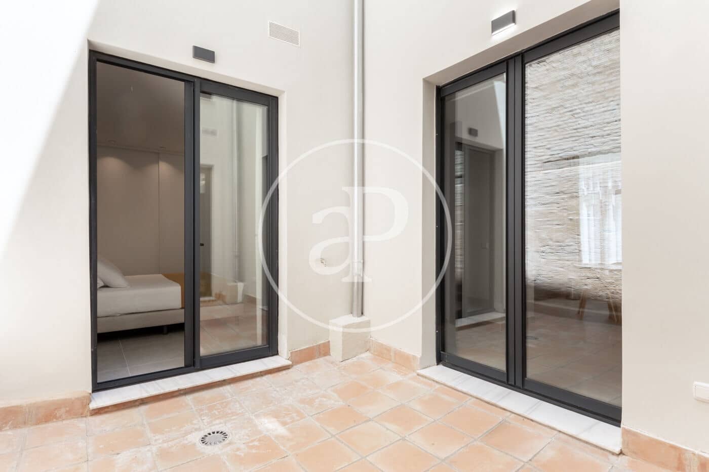 2 bedroom Apartment for rent in Valencia city - € 2,450 (Ref: 9099349)