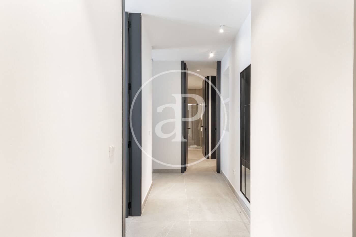 2 makuuhuone Huoneisto vuokrattavana paikassa Valencia kaupunki - 2 900 € (Ref: 9099350)