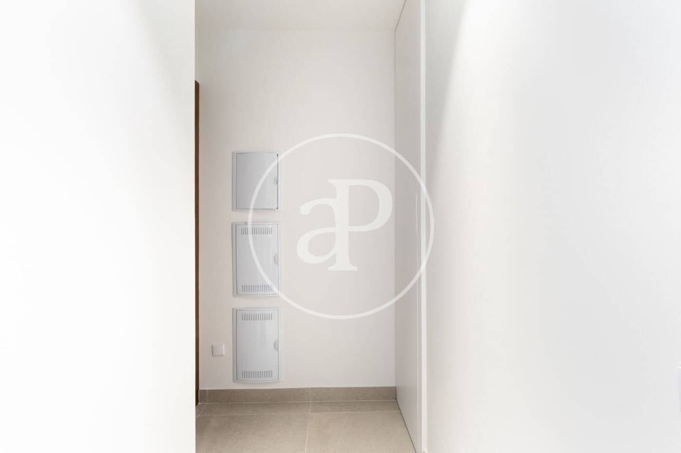 2 makuuhuone Huoneisto vuokrattavana paikassa Valencia kaupunki - 2 900 € (Ref: 9099350)