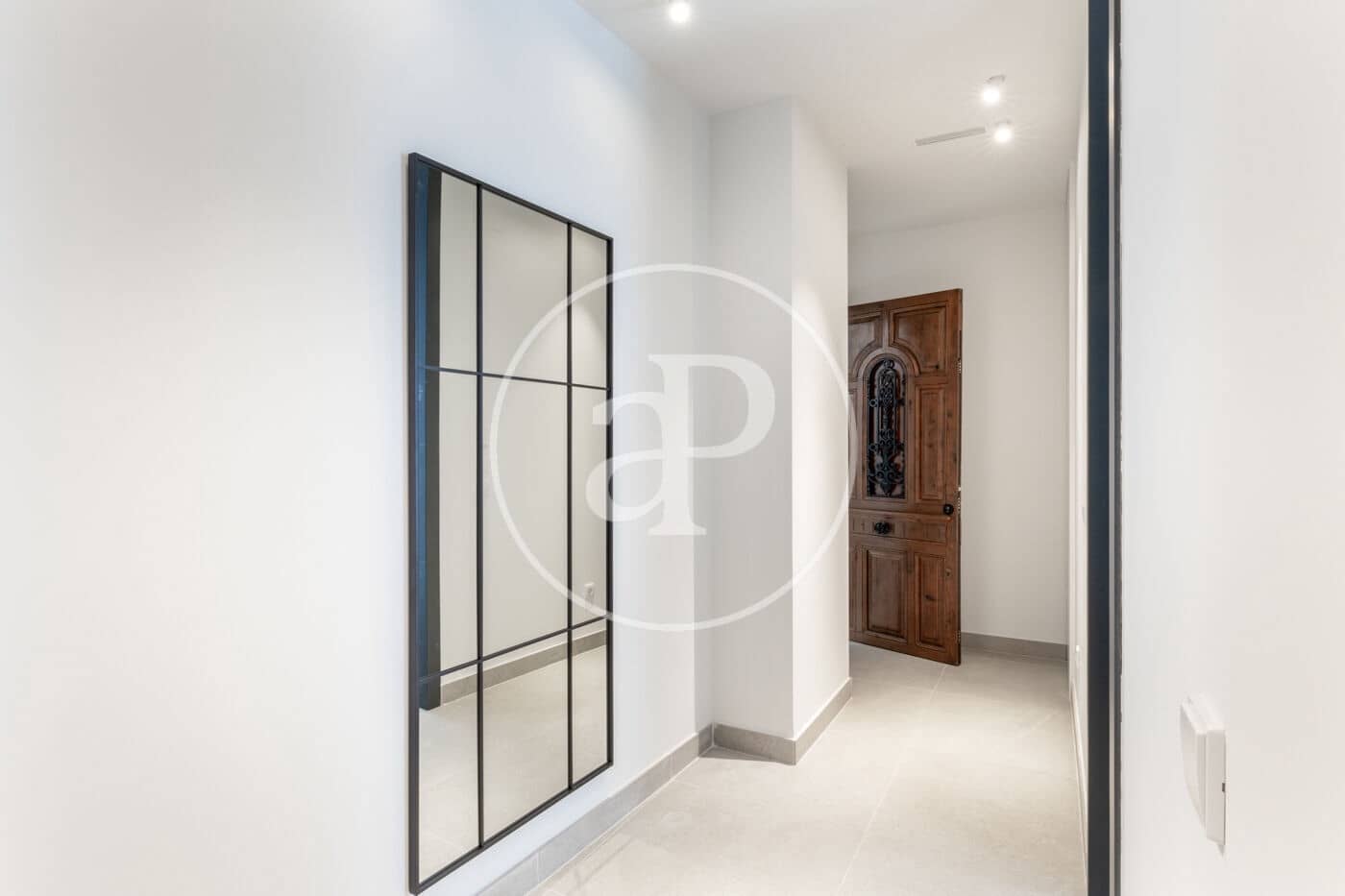 2 makuuhuone Huoneisto vuokrattavana paikassa Valencia kaupunki - 2 900 € (Ref: 9099350)