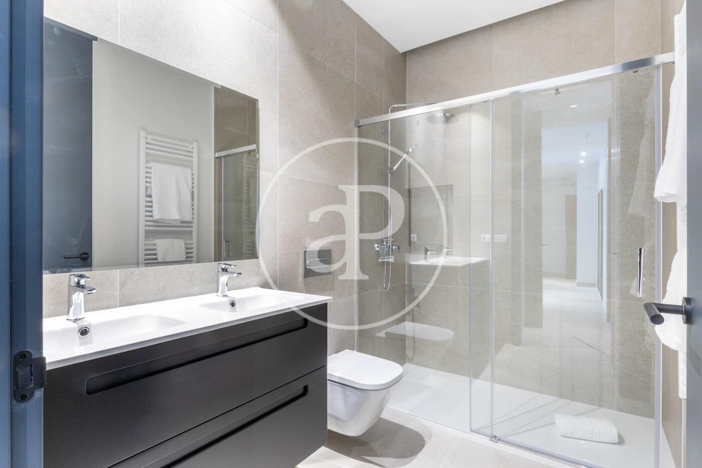 2 makuuhuone Huoneisto vuokrattavana paikassa Valencia kaupunki - 2 900 € (Ref: 9099350)