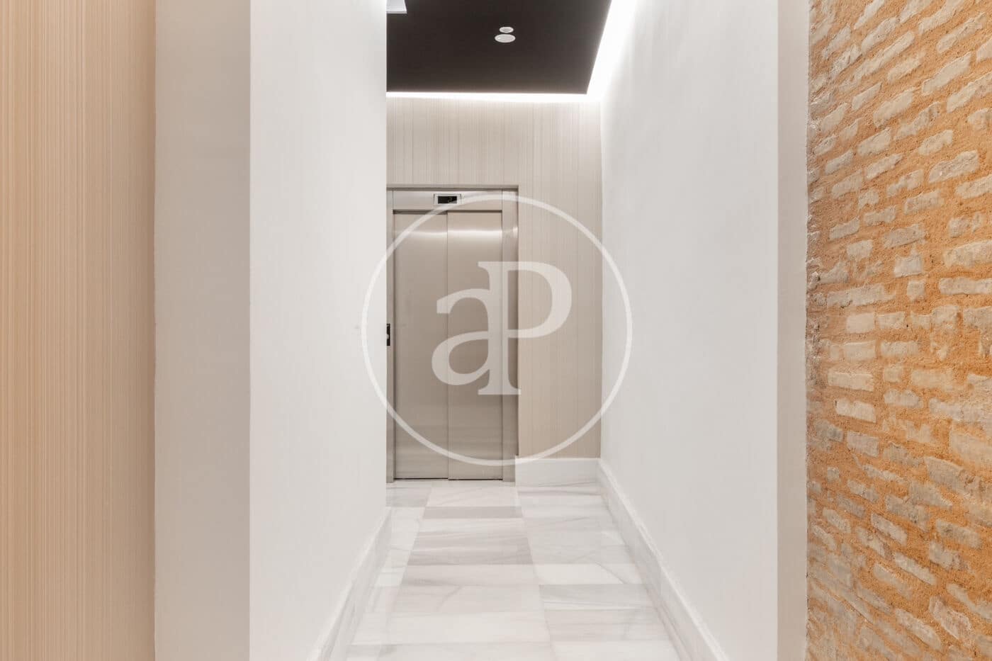 2 makuuhuone Huoneisto vuokrattavana paikassa Valencia kaupunki - 2 900 € (Ref: 9099350)