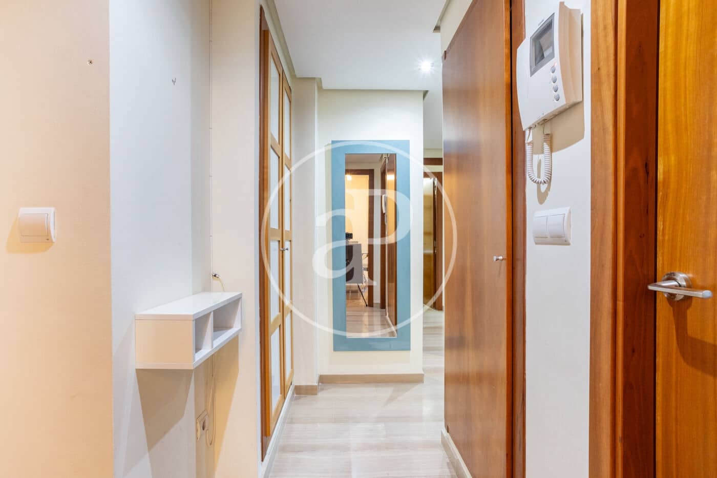 Apartamento de 2 habitaciones en València ciudad en alquiler con piscina - 2.200 € (Ref: 9100958)