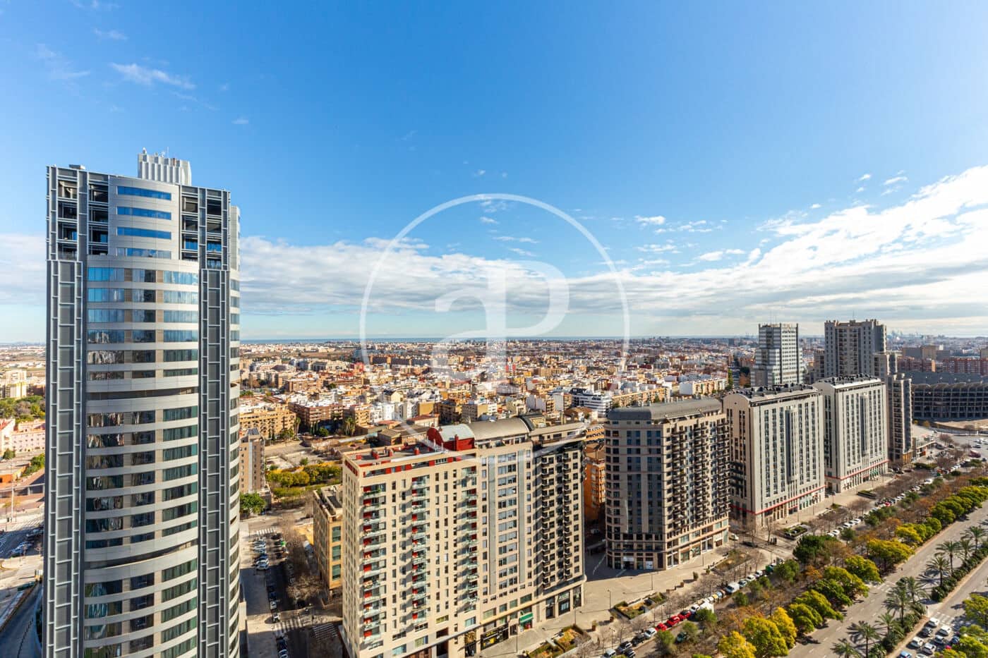 3 soverom Leilighet til leie i Valencia by med svømmebasseng - € 5 300 (Ref: 9103129)