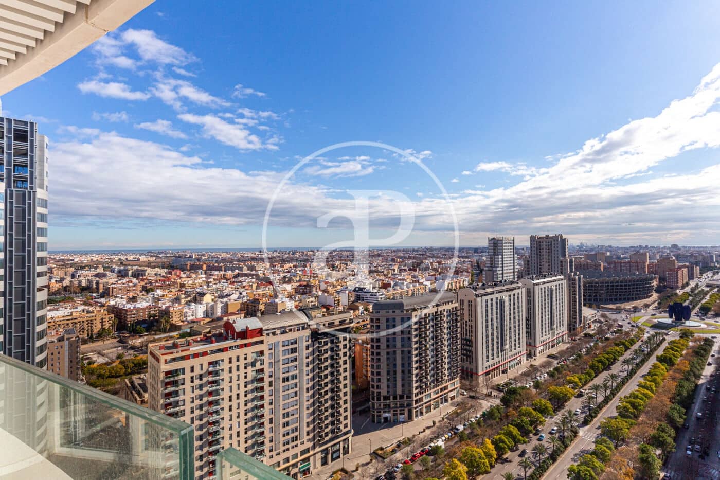 3 soverom Leilighet til leie i Valencia by med svømmebasseng - € 5 300 (Ref: 9103129)