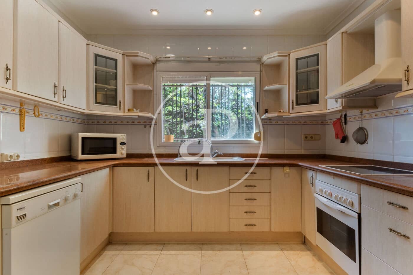 4 sypialnia Willa na sprzedaż w La Canada z basenem - 600 000 € (Ref: 9104882)