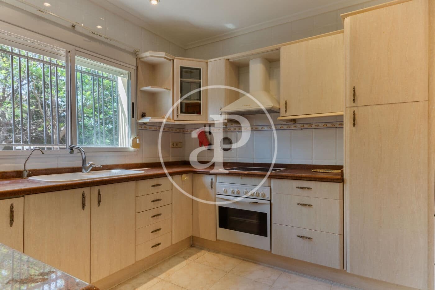 4 sypialnia Willa na sprzedaż w La Canada z basenem - 600 000 € (Ref: 9104882)