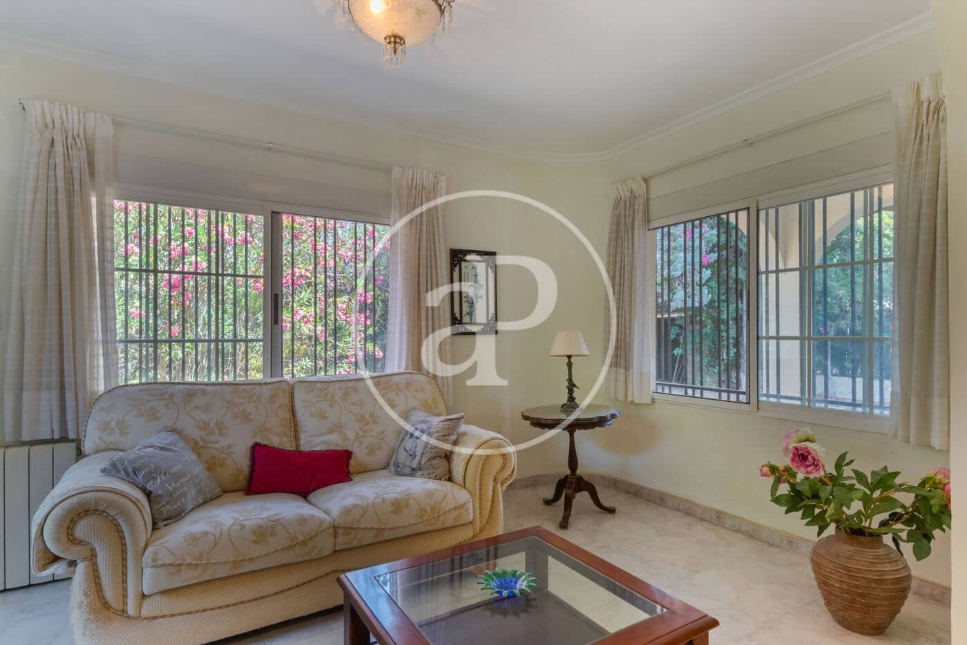 4 sypialnia Willa na sprzedaż w La Canada z basenem - 600 000 € (Ref: 9104882)