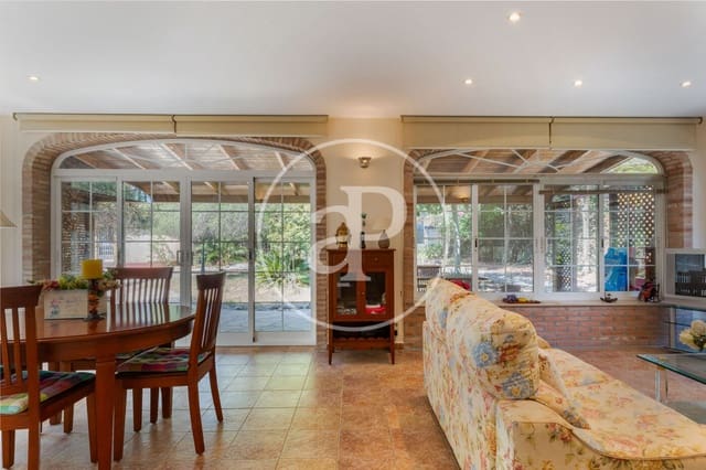 4 soveværelse Villa til salg i La Cañada, Paterna med swimmingpool - € 600.000 (Ref: 9104882)