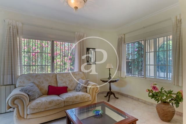 4 soveværelse Villa til salg i La Cañada, Paterna med swimmingpool - € 600.000 (Ref: 9104882)