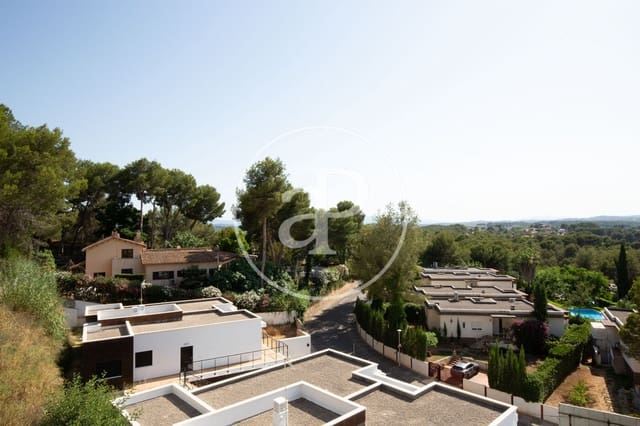 3 soveværelse Villa til salg i Chiva - € 473.000 (Ref: 9104885)