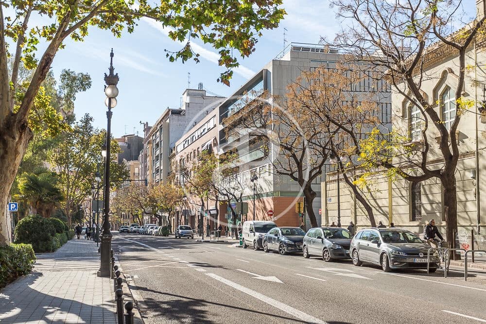 3 sovrum Lägenhet att hyra i Valencia stad - 1 600 € (Ref: 9104886)