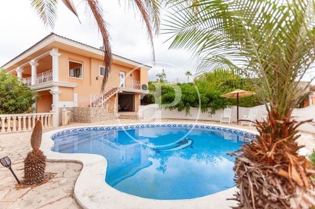 3 soveværelse Villa til salg i Alginet med swimmingpool - € 350.000 (Ref: 9106721)