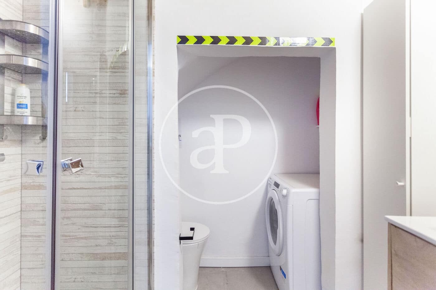 2 soveværelse Lejlighed til salg i Valencia by - € 329.000 (Ref: 9106722)