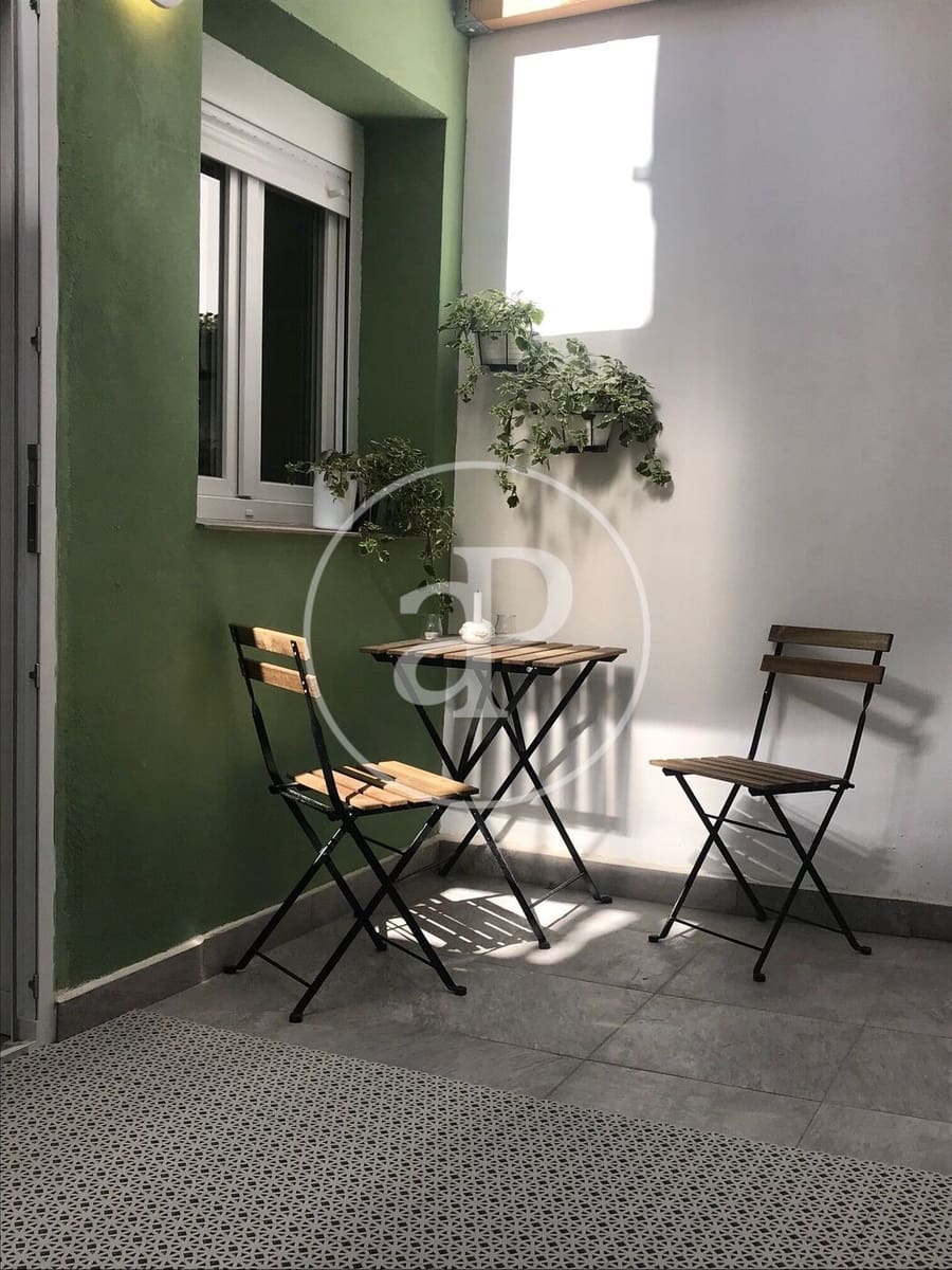 2 soveværelse Lejlighed til salg i Valencia by - € 329.000 (Ref: 9106722)