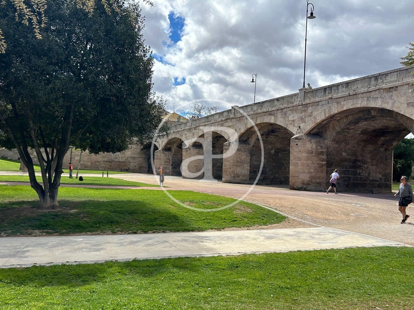 2 soveværelse Lejlighed til salg i Valencia by - € 329.000 (Ref: 9106722)