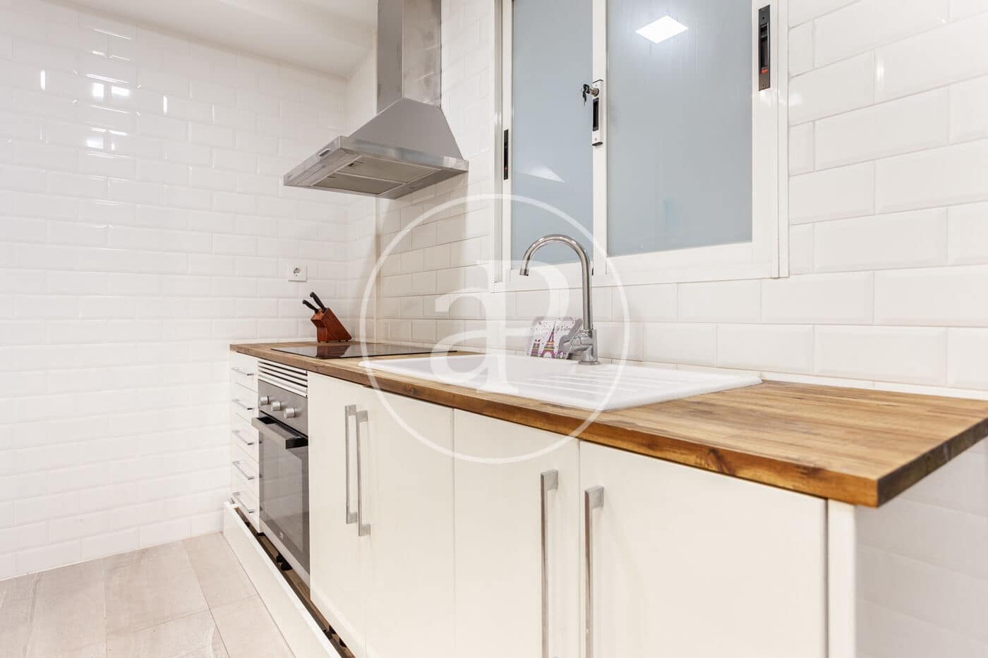 2 bedroom Apartment for rent in Valencia city - € 1,200 (Ref: 9108967)