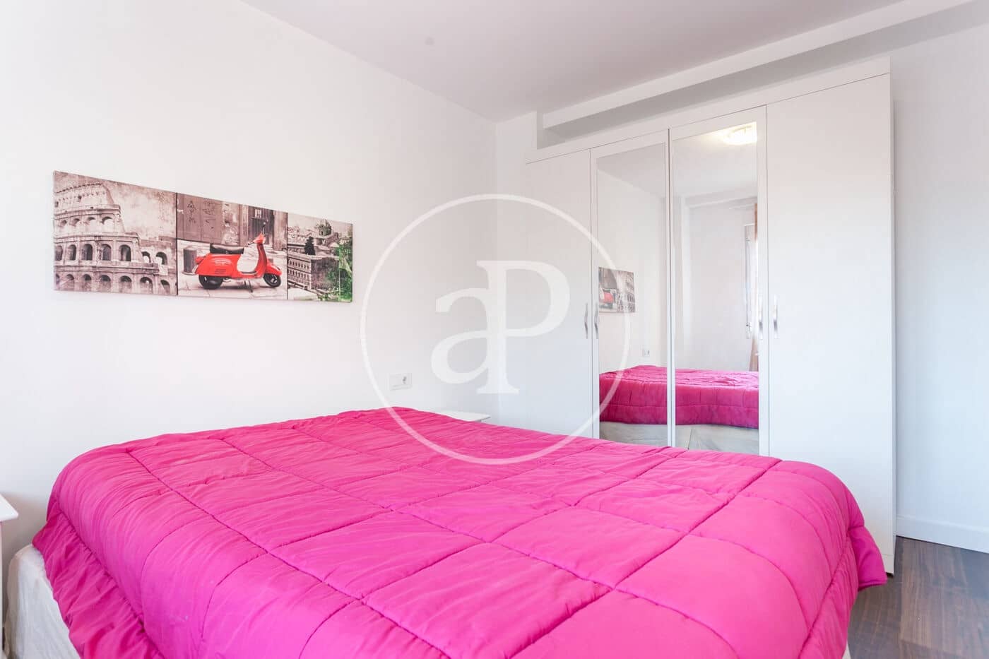 2 bedroom Apartment for rent in Valencia city - € 1,200 (Ref: 9108967)