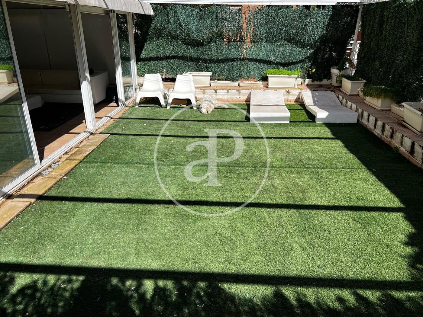 3 bedroom Penthouse for rent in Valencia city with pool - € 2,250 (Ref: 9110593)