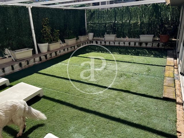 3 sypialnia Penthouse do wynajęcia w Ciutat de les Arts i de les Ciencies, Miasto Walencja z basenem - 2 250 € (Ref: 9110593)