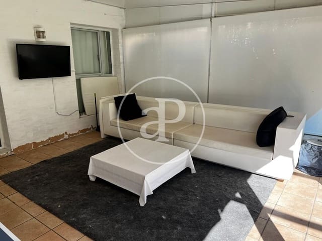 3 sypialnia Penthouse do wynajęcia w Ciutat de les Arts i de les Ciencies, Miasto Walencja z basenem - 2 250 € (Ref: 9110593)