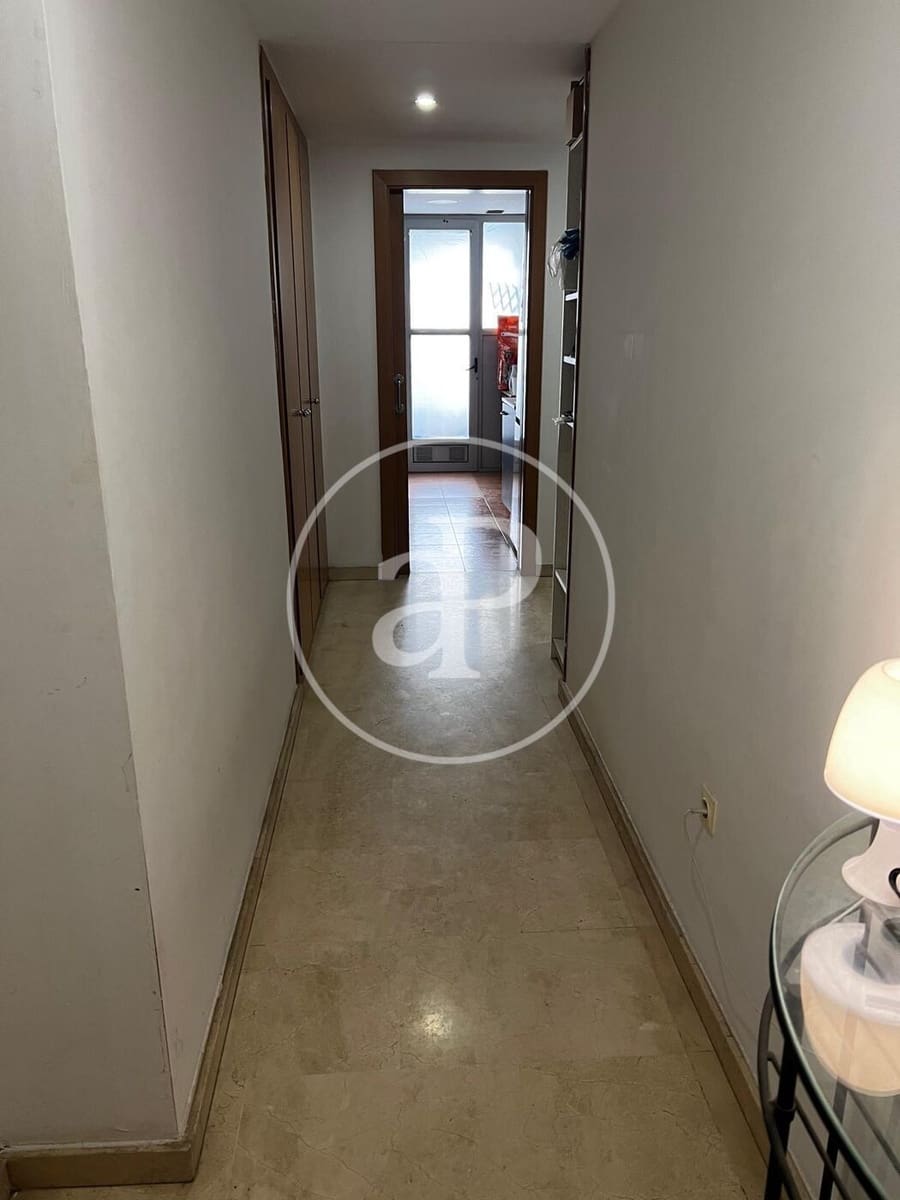 3 bedroom Penthouse for rent in Valencia city with pool - € 2,250 (Ref: 9110593)