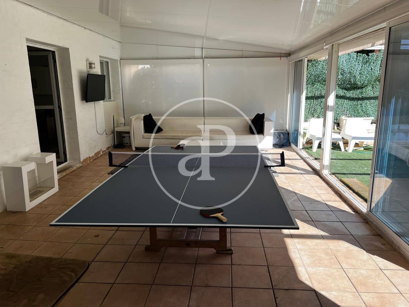 3 bedroom Penthouse for rent in Valencia city with pool - € 2,250 (Ref: 9110593)