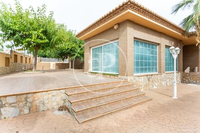 5 bedroom Villa for rent in La Cañada, Paterna with pool - € 3,000 (Ref: 9110594)