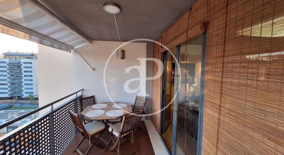 4 camera da letto Appartamento da affittare in Valencia citta con piscina - 2.200 € (Rif: 9110596)