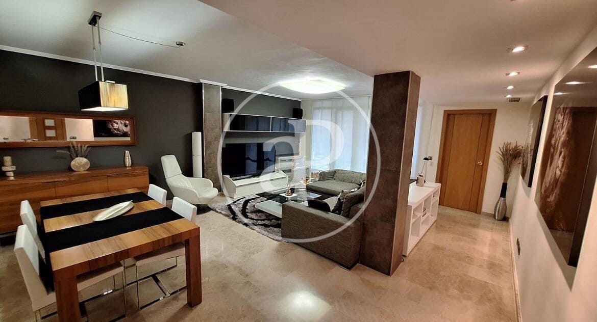 4 camera da letto Appartamento da affittare in Valencia citta con piscina - 2.200 € (Rif: 9110596)