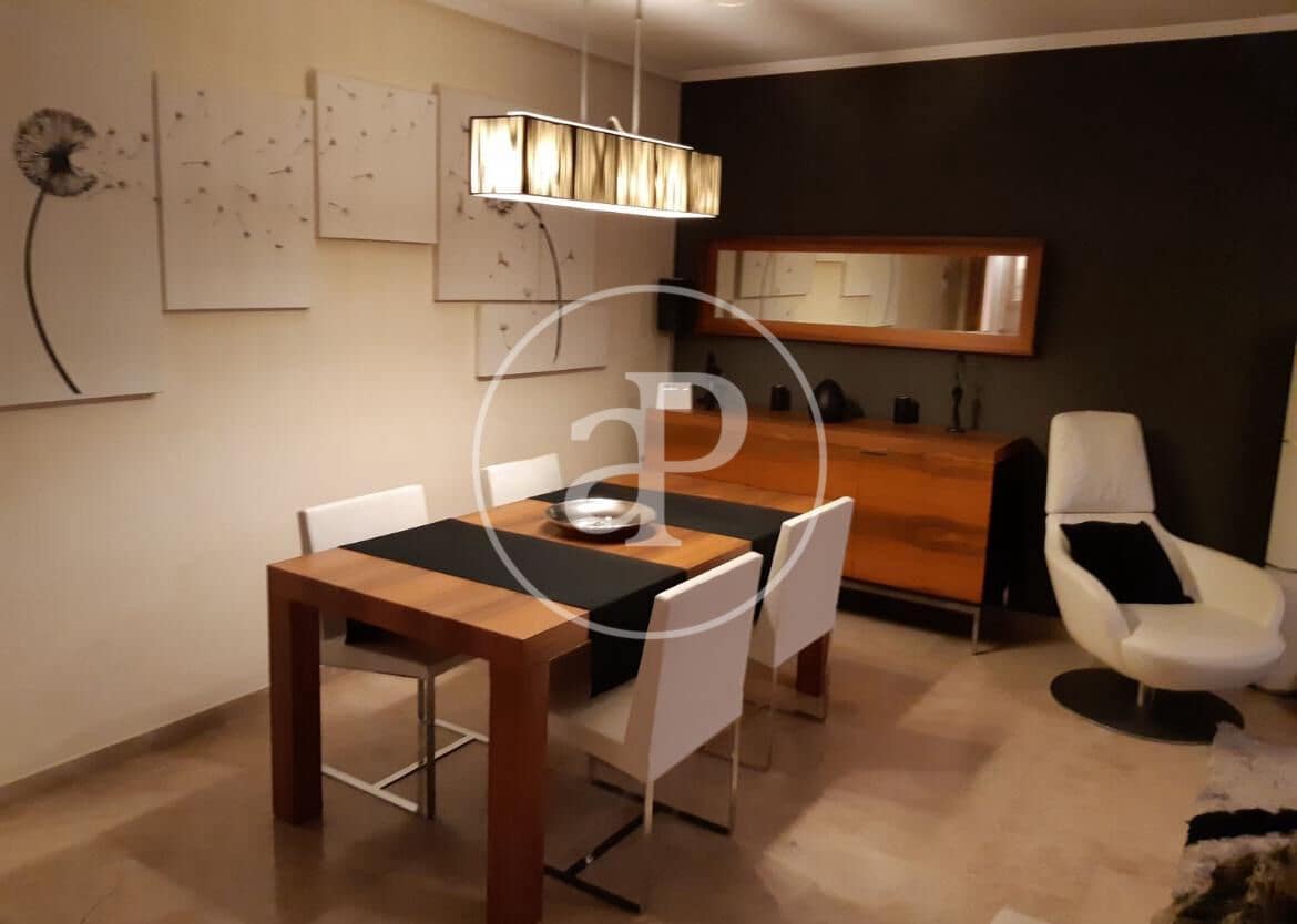 4 camera da letto Appartamento da affittare in Valencia citta con piscina - 2.200 € (Rif: 9110596)