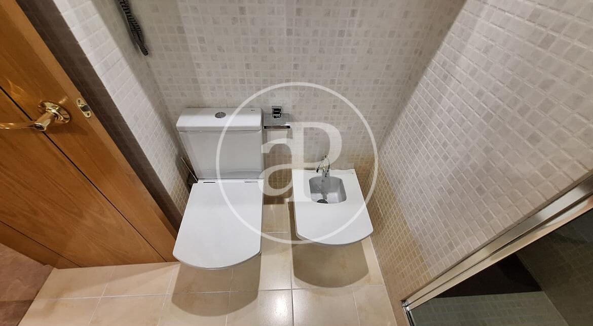 4 camera da letto Appartamento da affittare in Valencia citta con piscina - 2.200 € (Rif: 9110596)