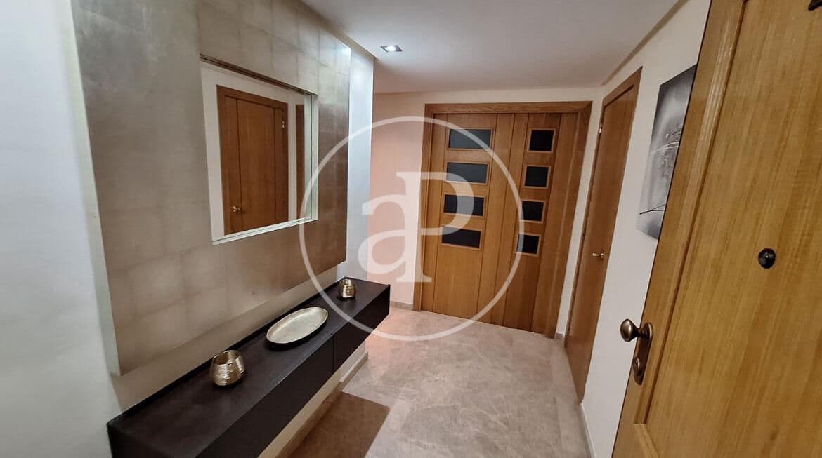 4 camera da letto Appartamento da affittare in Valencia citta con piscina - 2.200 € (Rif: 9110596)