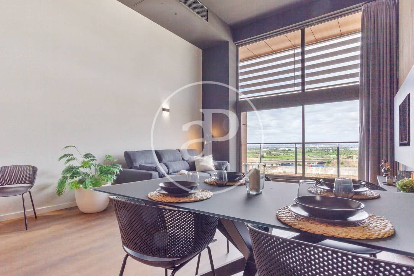 Penthouse de 1 chambre à louer à Valence ville - 1 700 € (Ref: 9112598)