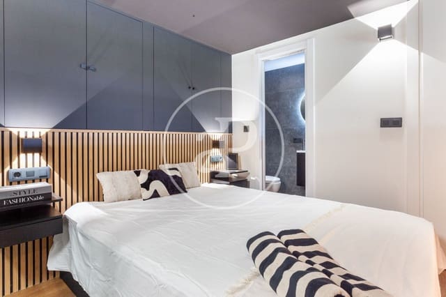 Penthouse de 1 chambre à louer à Vara de Quart, Valence ville - 1 700 € (Ref: 9112598)