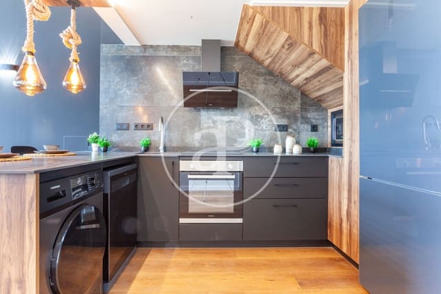 Penthouse de 1 chambre à louer à Vara de Quart, Valence ville - 1 700 € (Ref: 9112598)