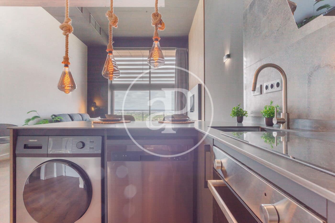 Penthouse de 1 chambre à louer à Valence ville - 1 700 € (Ref: 9112598)