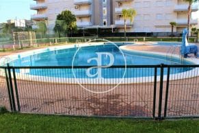 Penthouse de 2 chambres à louer à Canet d'En Berenguer avec piscine - 1 250 € (Ref: 9114400)