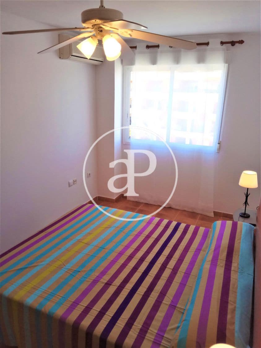 Penthouse de 2 chambres à louer à Canet d'En Berenguer avec piscine - 1 250 € (Ref: 9114400)