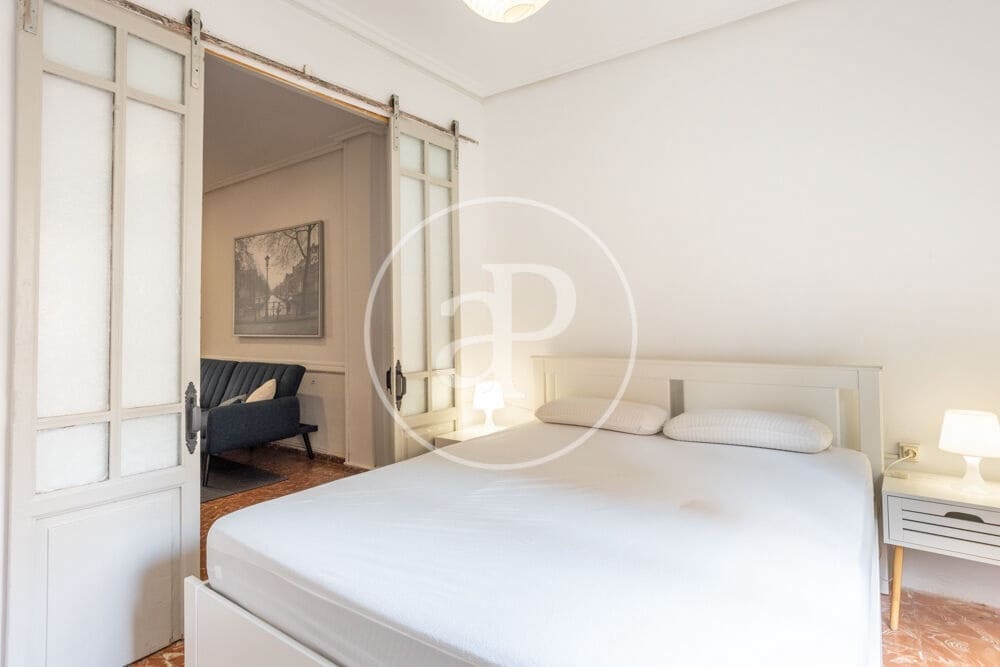 1 bedroom Apartment for rent in Valencia city - € 1,300 (Ref: 9116356)