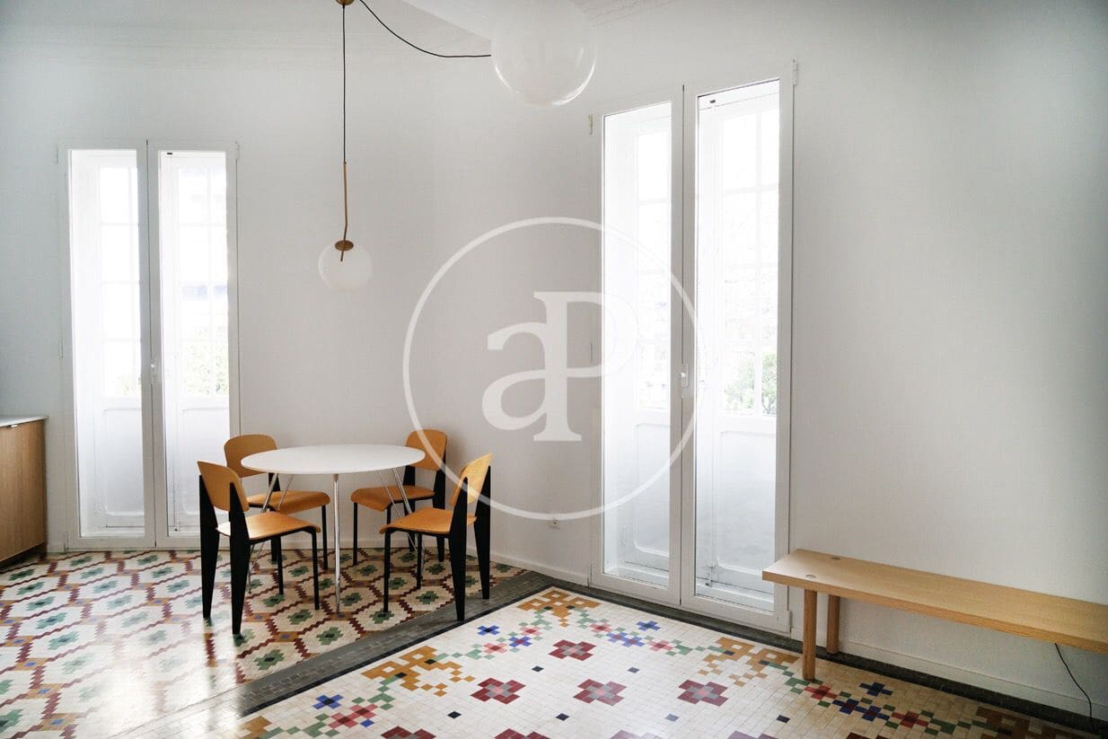 1 soveværelse Lejlighed til leje i Valencia by - € 1.100 (Ref: 9116357)