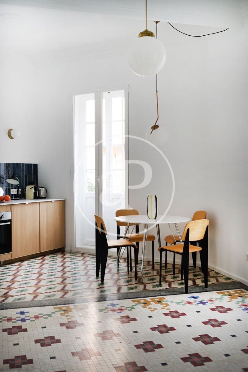 1 soveværelse Lejlighed til leje i Valencia by - € 1.100 (Ref: 9116357)