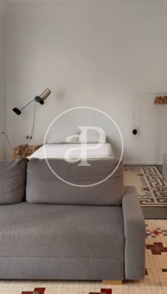 1 soveværelse Lejlighed til leje i Valencia by - € 1.100 (Ref: 9116357)