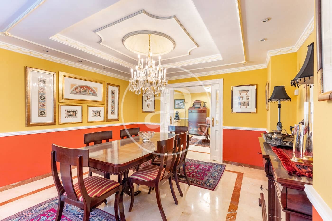 5 bedroom Villa for sale in Chiva - € 890,000 (Ref: 9118984)