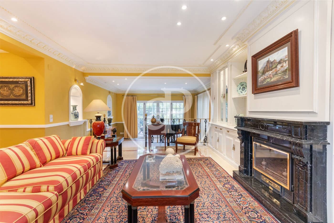 5 bedroom Villa for sale in Chiva - € 890,000 (Ref: 9118984)